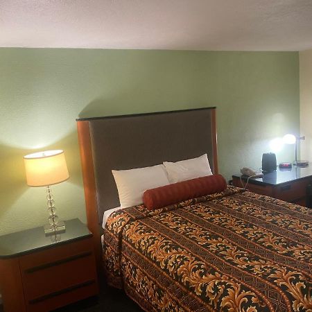 Sentinel Motel West Chester Kültér fotó