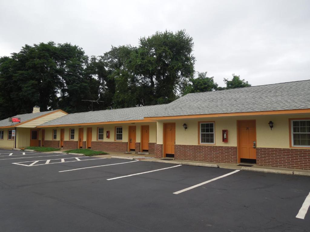 Sentinel Motel West Chester Kültér fotó