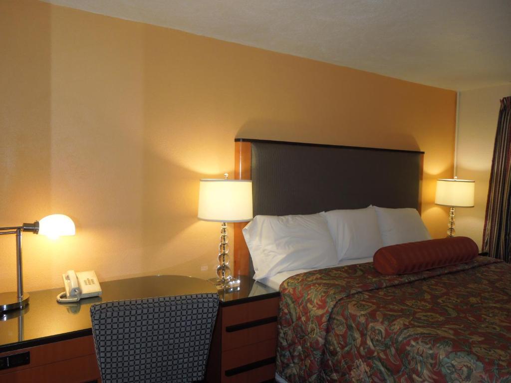 Sentinel Motel West Chester Szoba fotó
