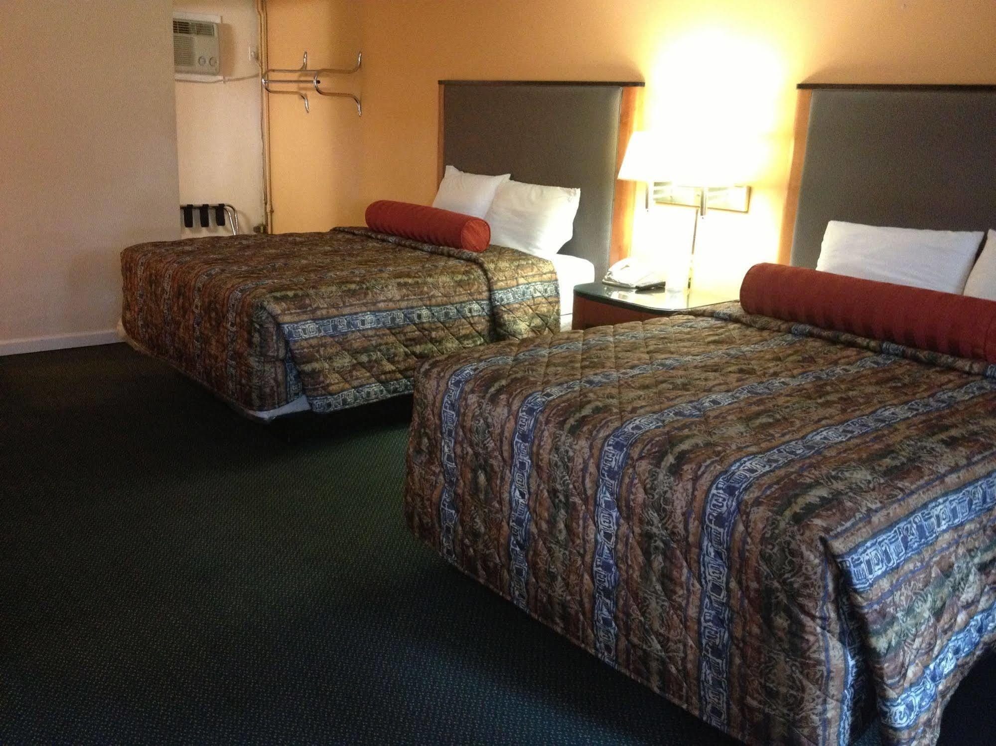 Sentinel Motel West Chester Kültér fotó