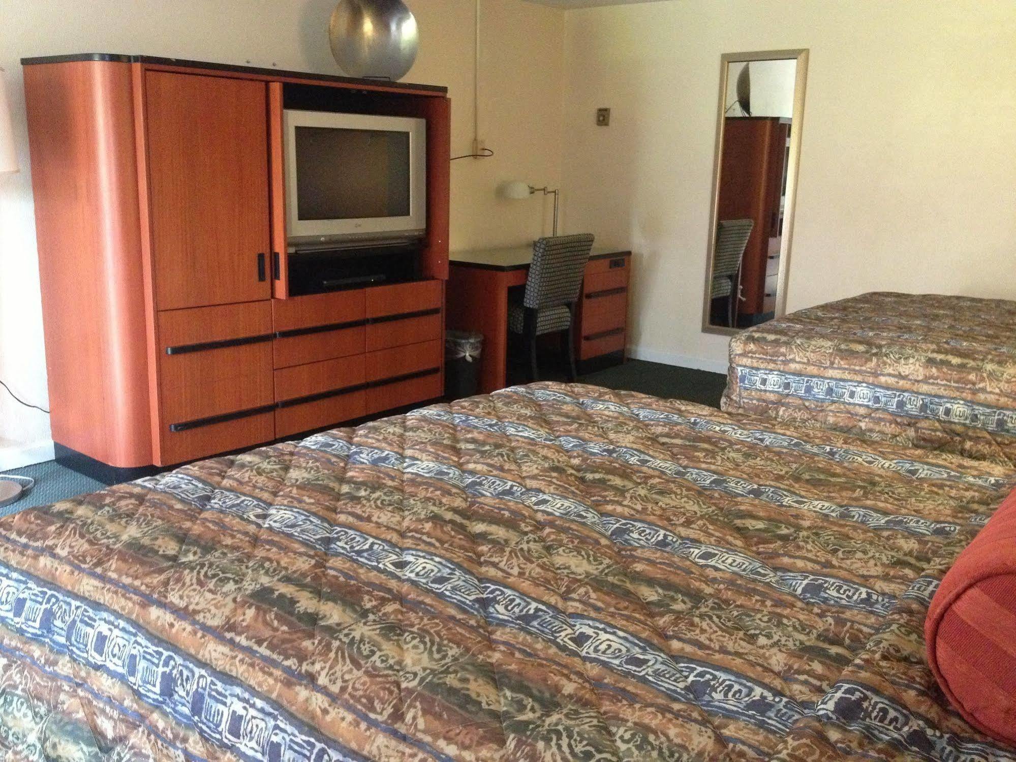 Sentinel Motel West Chester Kültér fotó